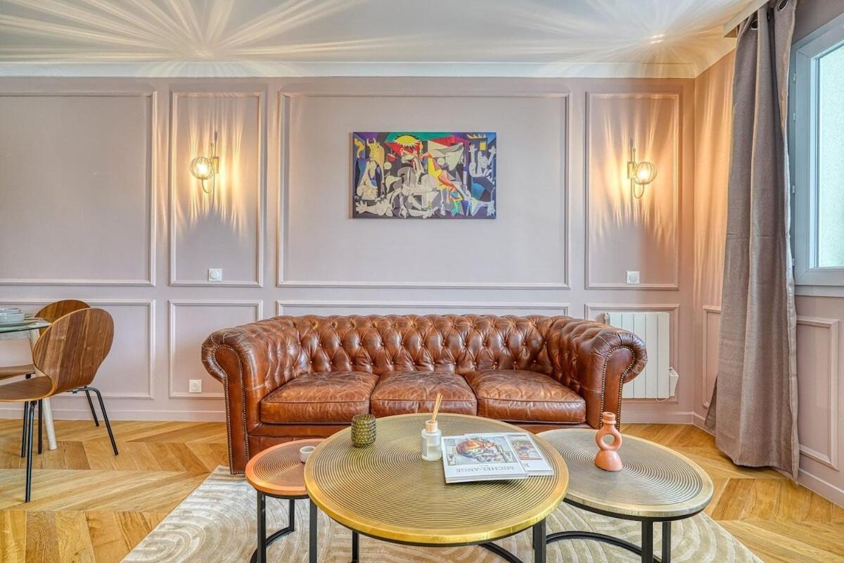 Melody Suite In Paris กูร์เบอวัวร์ ภายนอก รูปภาพ